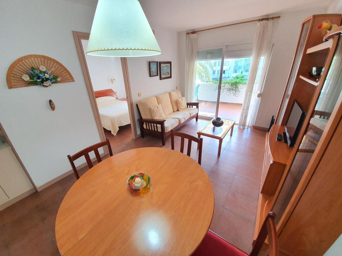 Apartamento Royal Marine Deluxe Росас Экстерьер фото